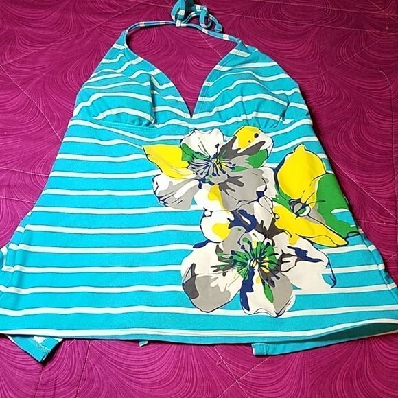 ✔ 5 for $25 Old Navy Tankini size small - Picture 1 of 3